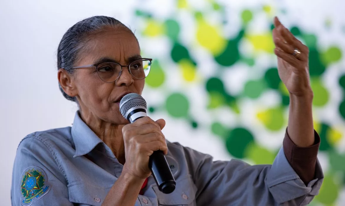 Brasília – 25/05/2023 A ministra do Meio Ambiente, Marina Silva, partipa da posse do novo presidente Instituto Chico Mendes de Conservação da Biodiversidade (ICMBio), Mauro Pires. Foto: Fabio Rodrigues-Pozzebom/ Agência Brasil